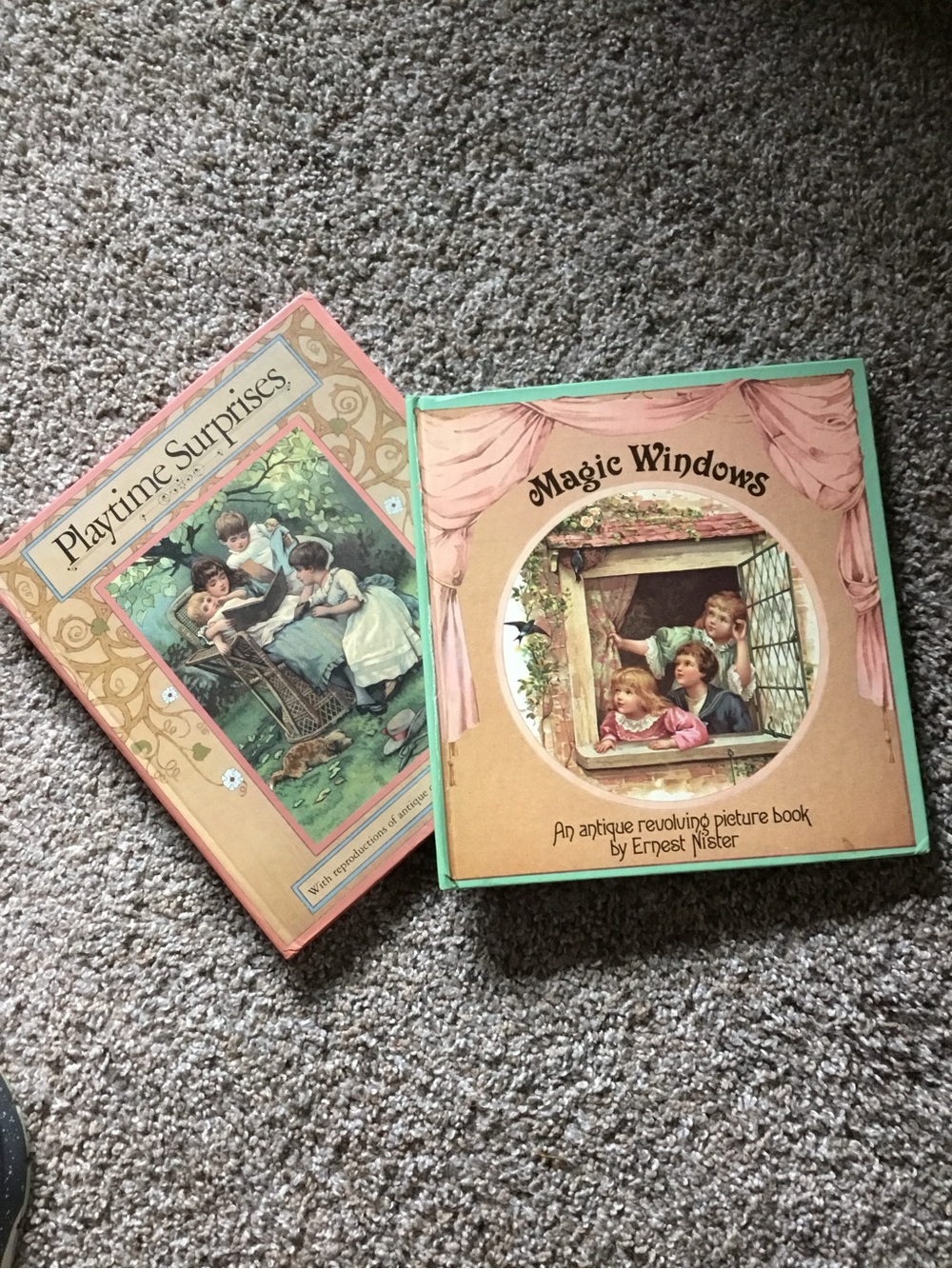 2 Magic Windows Picture Changing Children’s Books